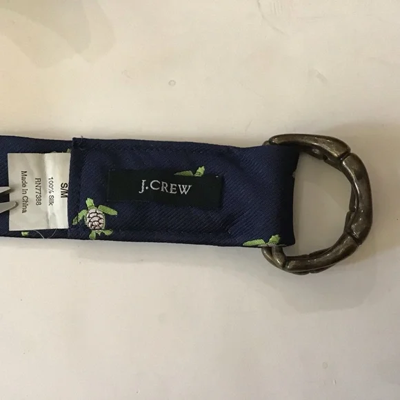 J Crew D-Ring Navy blue Embroidered Turtles Silk Adjustable Tie Ribbon Belt - Picture 3 of 3